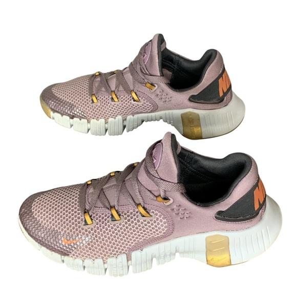 Nike Free Metcon 4 PRM running shoe in Purple Smoke Metallic Copper. Size 11 - Picture 4 of 9